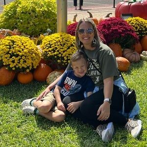 Meet your Posher, Toni